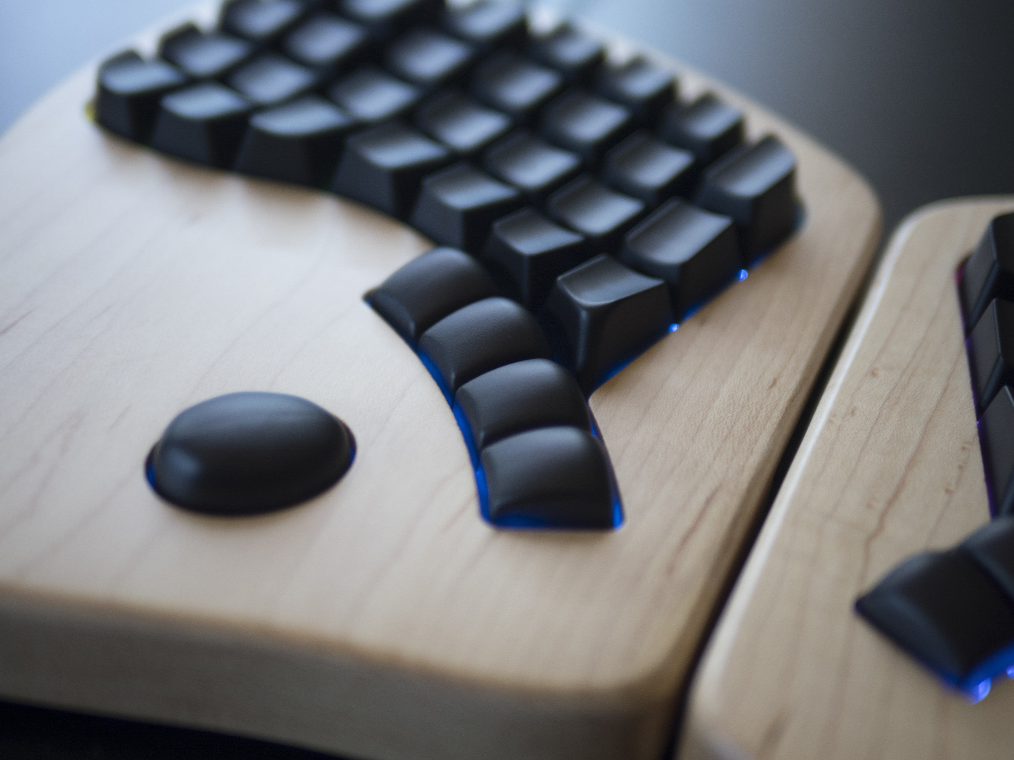 キーボード Keyboardio Model 01 The Model 01: an heirloom-grade keyboard for serious typists
